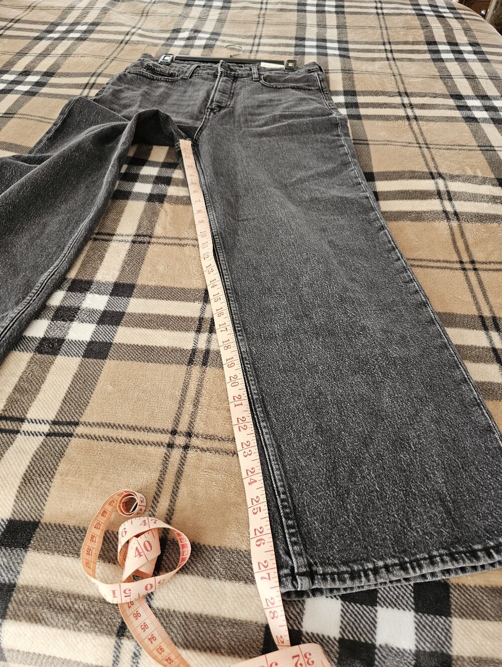 High-Rise Wide Leg Jeans in Washed Gray - Picture 8 of 9